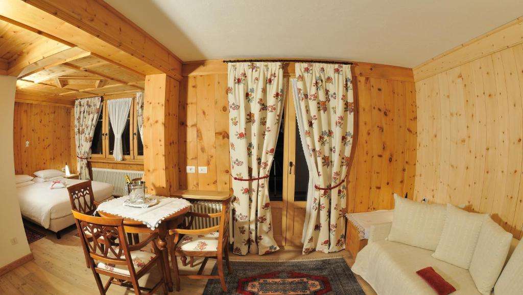 Hotel Baita Fiorita Santa Caterina Valfurva Oda fotoğraf